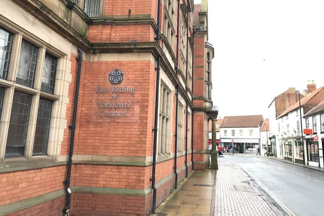 East Riding of Yorkshire Council’s Planning Committee approved plans from Rathlin Energy by 10 votes to one for up to four more drills at West Newton A.