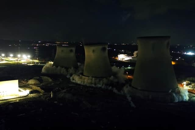 The moment the iconic cooling towers at Ferrybridge Power Station come down