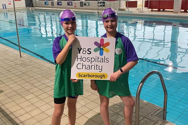 Swimmers Beth and Kym Wilford.