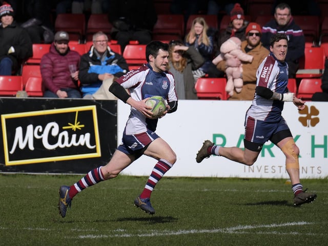 Scarborough RUFC 31 Cleckheaton 34

Photo by Richard Ponter