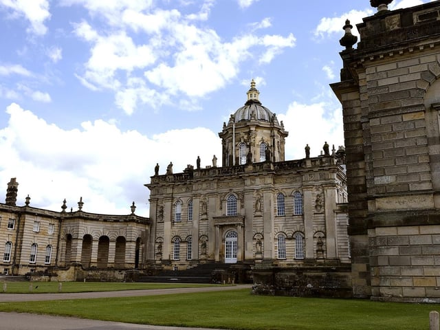 Castle Howard: you can ramble care-free amongst the spring flowers of Castle Howard’s vast parkland paradise, with fragrant bluebells along Lime Tree Avenue, daffodils in Ray Wood, and snowdrops, celandines and bluebells in the estate’s woodland glades.
Seek inspiration for a nature trail here (including no-cost options): https://www.castlehoward.co.uk/the-estate/walking.