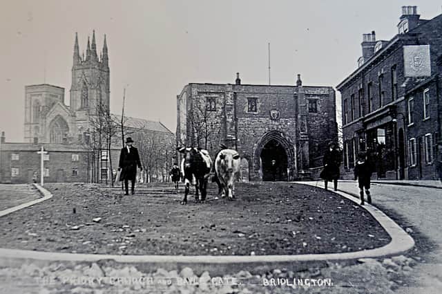 This vintage postcard features Baylegate at around the time of the First World War.
