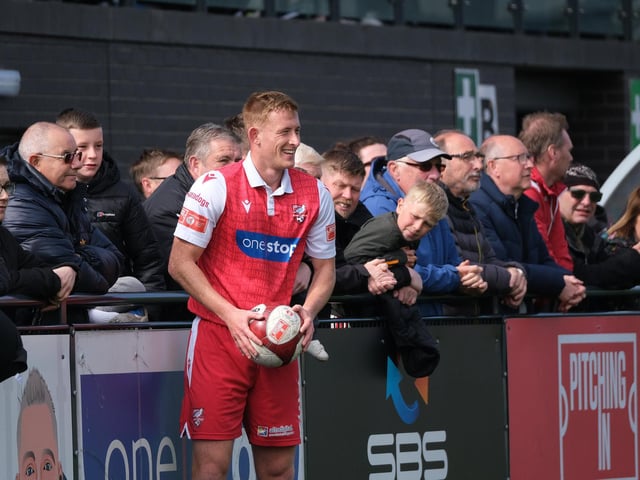 Ash Jackson gets ready to take a Boro throw-in