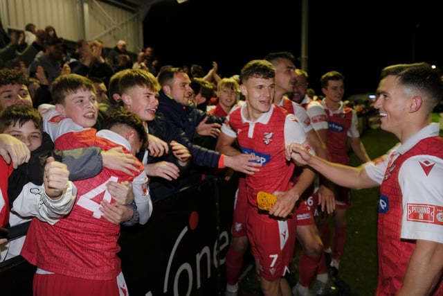 Home fans and the players celebrate after Scarborough Athletic beat Matlock Town 2-1 in NPL Premier play-off semi-final

Photo by Richard Ponter
