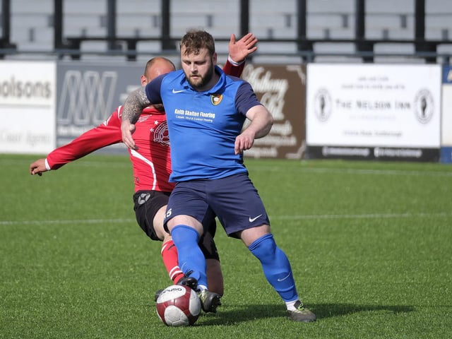 Edgehill Reserves bring the ball forward