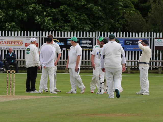 Bridlington 2nds fielders celebrate a Seamer & Irton wicket