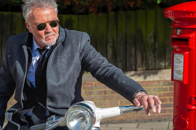 Paul Young will visit Scarborough Spa Theatre on Friday 26 May 2023 as part of a major tour called Behind The Lens.