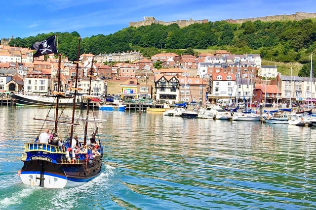 Pirate boat Hispaniola returns to the harbour