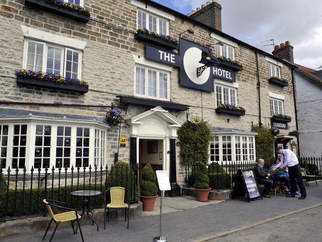 The Black Swan is a renowned pub, hotel and restaurant that dates back over
500 years in Helmsley.
Over that time, it’s earned a reputation as one of the most haunted places in North Yorkshire thanks to a few resident ghosts which have been reported by both staff and guests. There are tales of an old, well-dressed man wandering
the corridors and sightings of a young blonde woman.