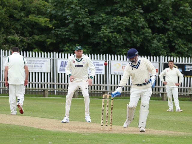 The Bridlington CC 2nds keeper looks to take the bails off