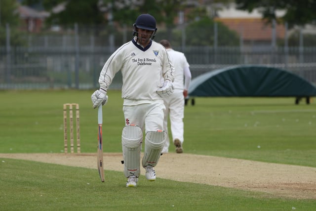 Staithes scamper through for a single
