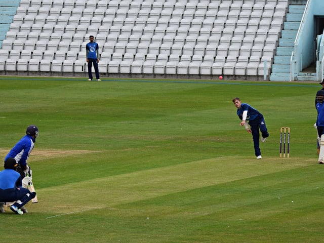 Breidyn Schaper bowling for Scarborough