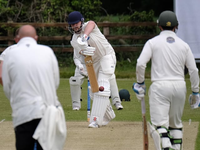 Brett Cunningham keeps a close eye on the ball