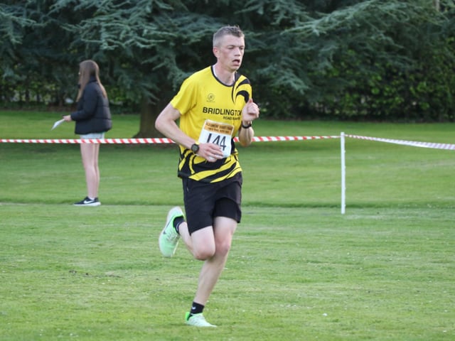 Action from the Sledmere Sunset Trail 10k race