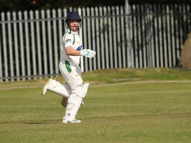 The hosts scamper through for a run