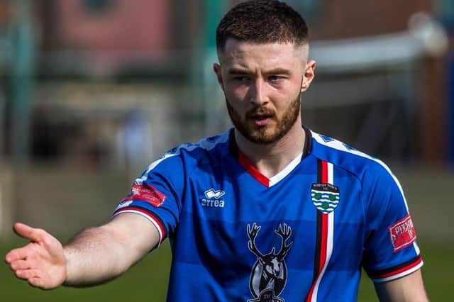 Former England youth international Bradley Fewster signs new one-year contract with Whitby Town