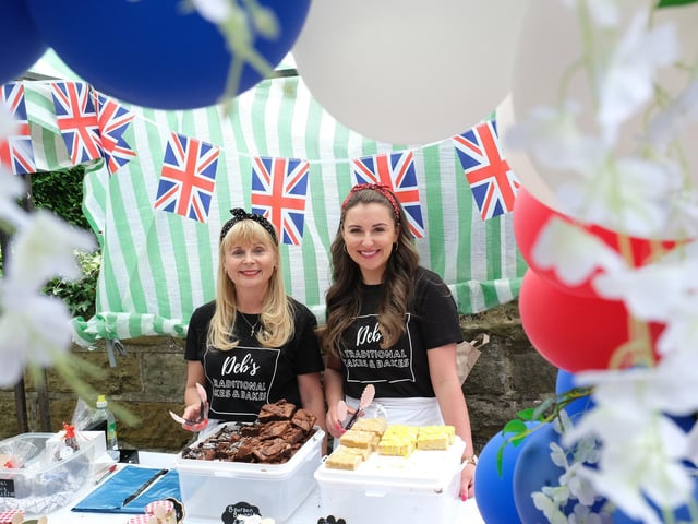 Debs Cakes ... Debs Hartley with Zoe Hartley.