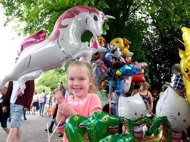 Ella Butcher with her lovely balloon.