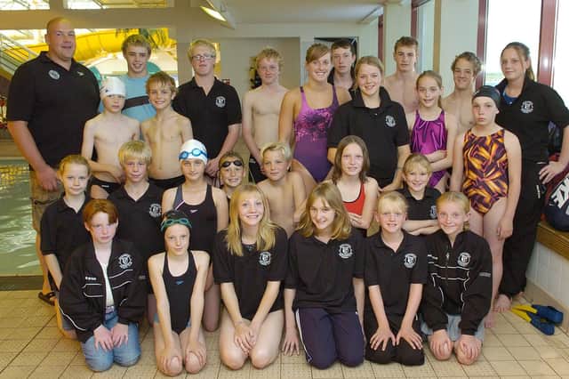 Silver medallist Kate Richardson holds a butterfly stroke workshop with youngsters at Bridlington Swimming Club in 2007. Do you recognise any of the people in the photograph taken by Paul Atkinson? (PA0723-22a)