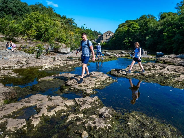 Situated on the River Ure in Wensleydale in the Yorkshire Dales National Park, the falls are a short walk from Aysgarth Fall National Park Centre, many great walks extending from here.