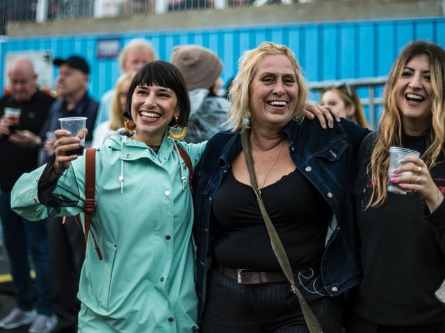 Smiles all round after a great night of 60s classics.