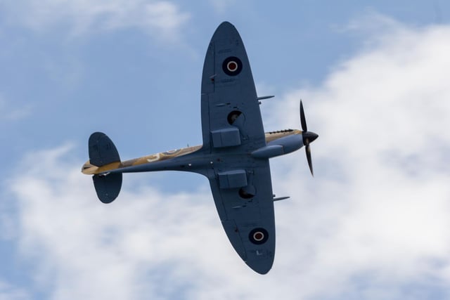 The spitfire in flight