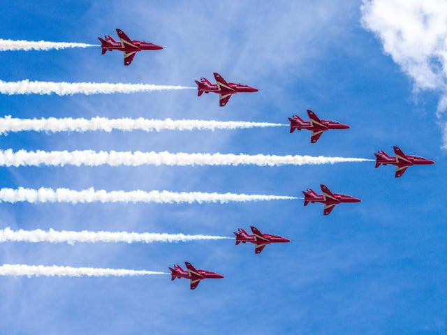 The Red Arrows seen on this zoom lens, making for a terrific sight.