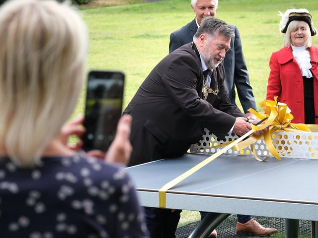 Mayor Eric Broadbent declares the table open