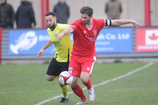 Former Scarborough Athletic and Bridlington Town midfielder Peter Davidson has joined Tadcaster Albion
