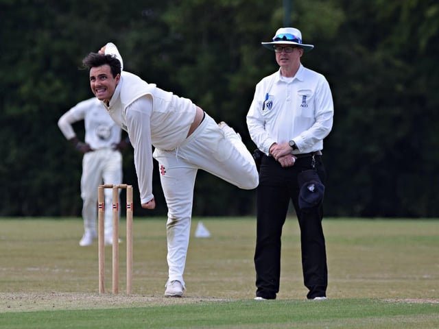Scarborough CC's Ben Elvidge takes 2-51