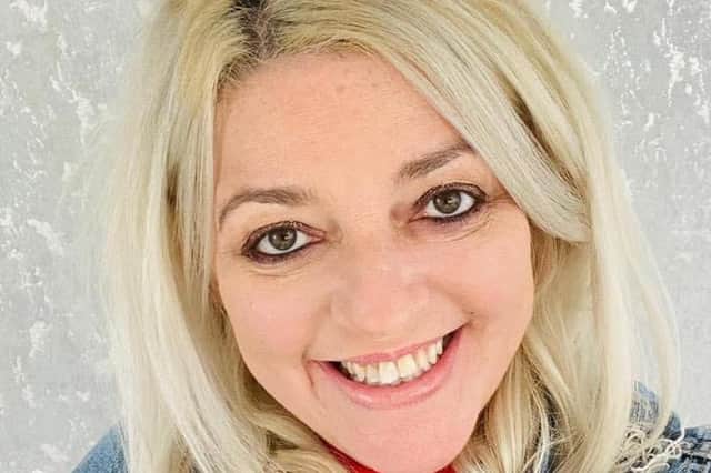 Internet sensation and comedian Stephanie Aird has announced a new date in Whitby as part of her popular ‘LIVE LOLs’ Tour.