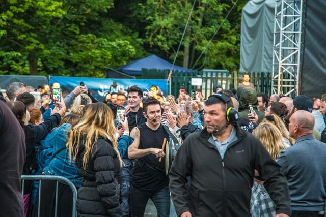 The Script enter the crowd