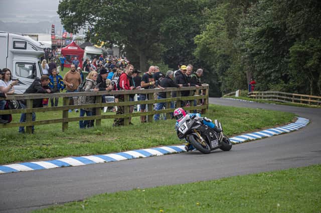 Oliver's Mount racing action

Photo by John Margetts