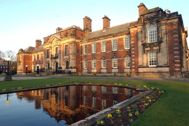 County Councillor say bus services in North Yorkshire are 'facing a potential cliff-edge’