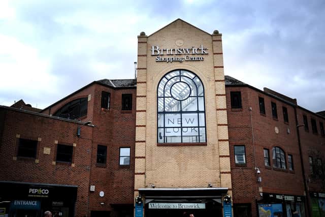 A SikSilk sample sale will return to the Brunswick this weekend.