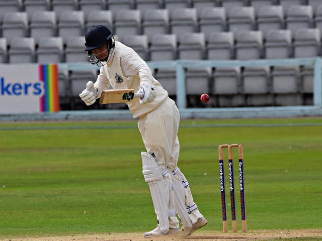 Ben Elvidge receives an awkward first ball