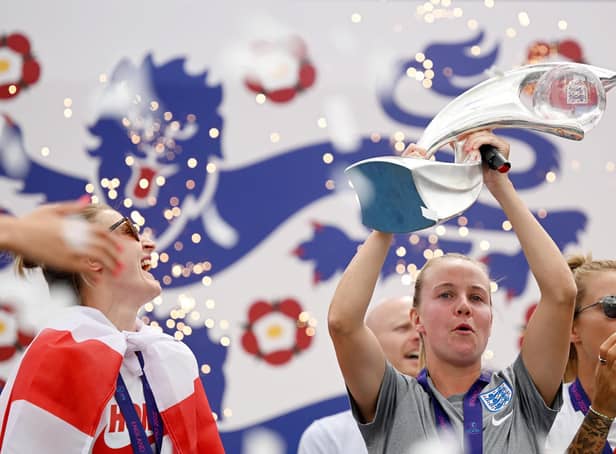 Beth Mead of England celebrates with the UEFA Women's EURO 2022 Trophy during the team celebration at Trafalgar Square. Picture: Leon Neal, Getty Images.