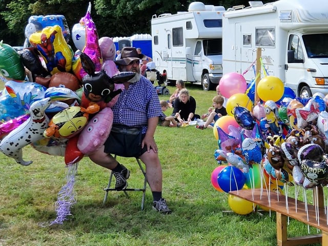 The balloon seller