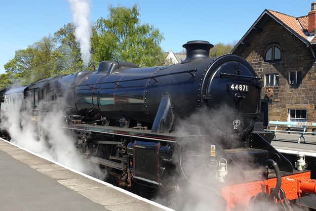 Locomotive LMS Black 5 44871
