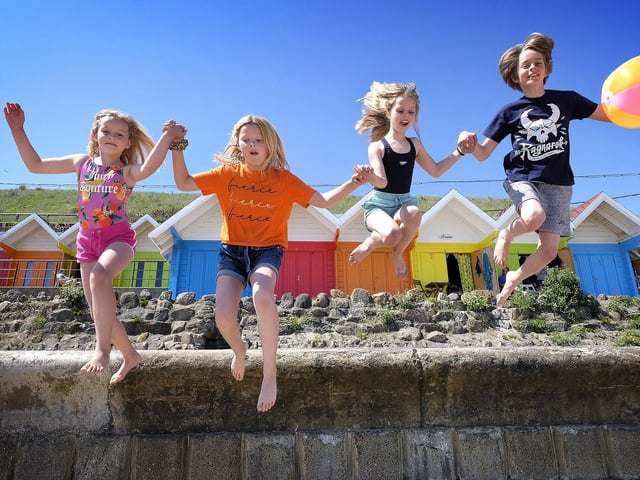 Nancy Buxton-Tiley, Marine Rae Kille and Esme and Edward Frances