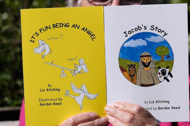 Liz showing her new books.