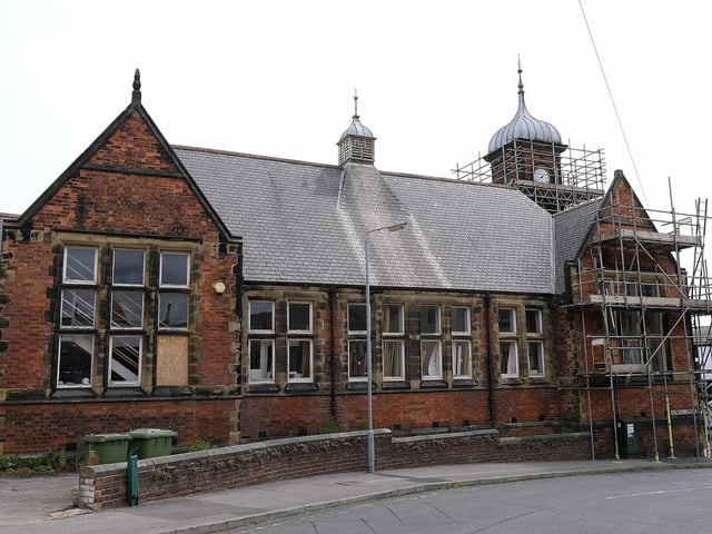 The building was last used as the Bed King shop and warehouse.