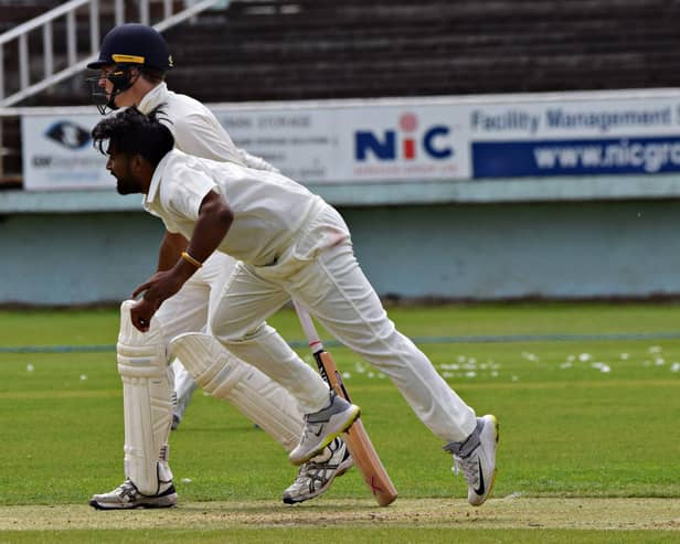 Scarborough 2nds v Sutton-on-Hull

Photo by Simon Dobson