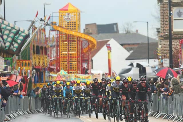 The peloton ride during the third stage of the 2016 Tour de Yorkshire between Middlesbrough and Scarborough on May 1, 2016 in Scarborough. (Photo: Bryn Lennon/Getty)