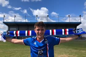 Soni Fergus has signed for his hometown club Whitby Town.