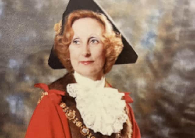 Brenda Dismore was elected mayor in 1975.