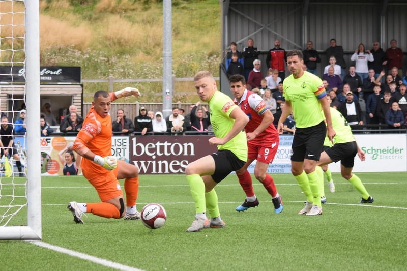 PHOTO FOCUS - Scarborough Athletic 0 South Shields 2

Photos by Morgan Exley