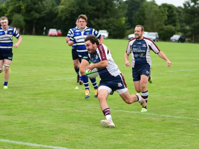 Tom Harrison on his way to scoring the try which helped Scarborough earn a 24-24 draw at Driffield
Photo by Andy Standing