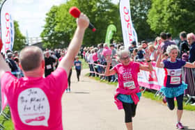 Competitors at a Race for Life event. (Credit: Race for Life, Cancer Research UK)