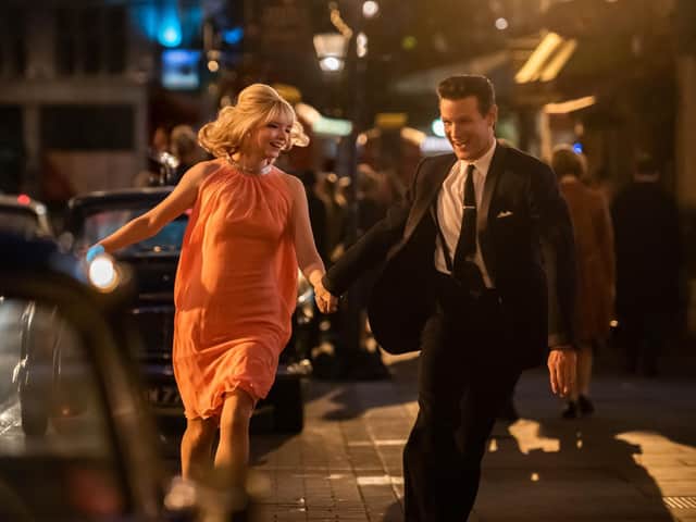 An aspiring fashion designer is mysteriously able to enter the 1960s, where she encounters a dazzling wannabe singer